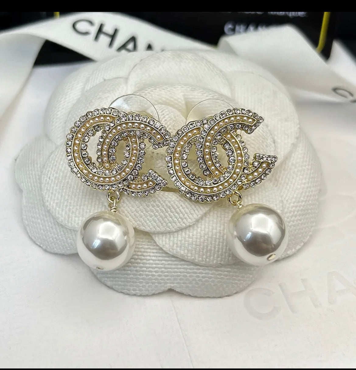 Rhinestone Pearl Earrings