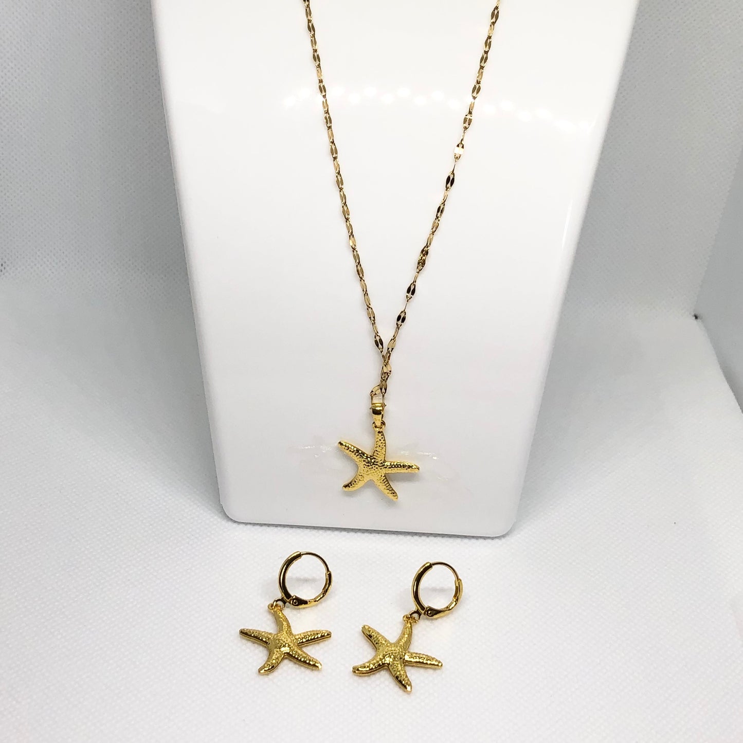 Starfish Pendant Necklace & Earrings