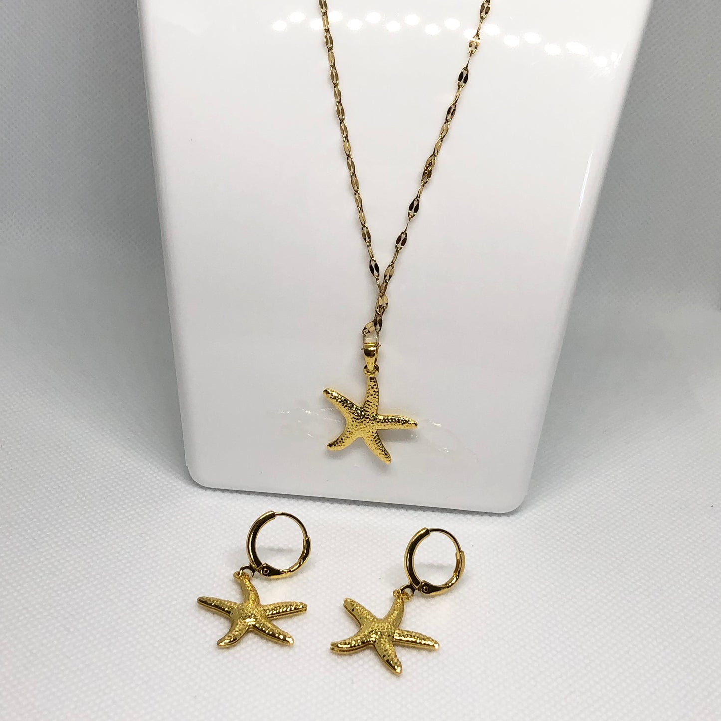 Starfish Pendant Necklace & Earrings