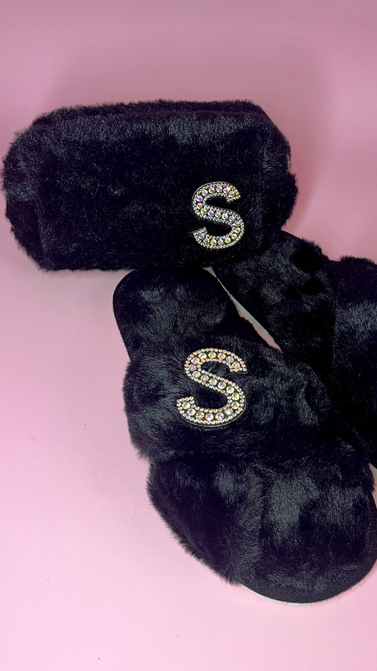 Initial Make Up Bag & Slippers Box Set